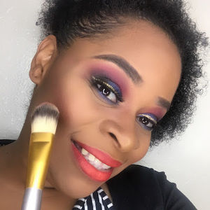 Meet your Posher, Keisha